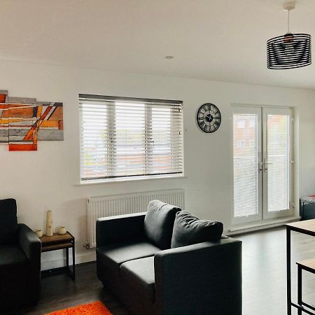 Spacious Newly Built Apartment Rhos On Sea, Colwyn Bay Exterior foto