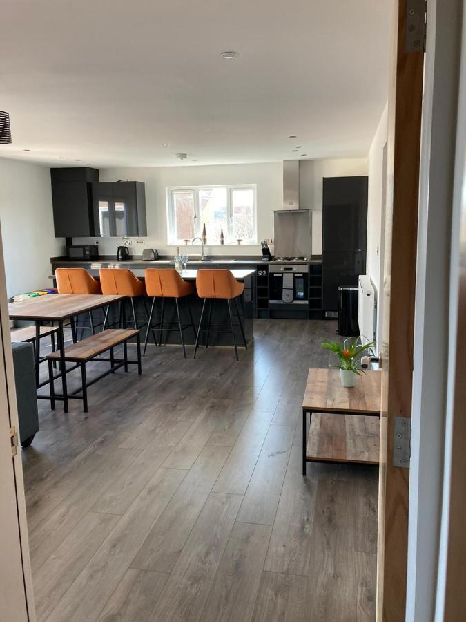 Spacious Newly Built Apartment Rhos On Sea, Colwyn Bay Exterior foto