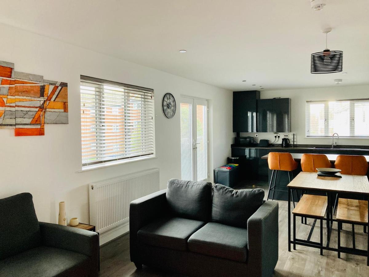 Spacious Newly Built Apartment Rhos On Sea, Colwyn Bay Exterior foto